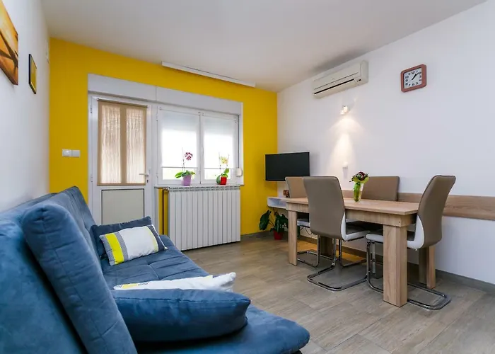 House Snjezana 3* Krk Town