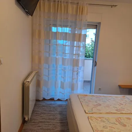 House Snjezana 3* Krk Town