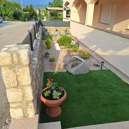 House Snjezana 3* Krk Town