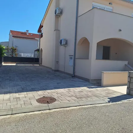 House Snjezana 3*